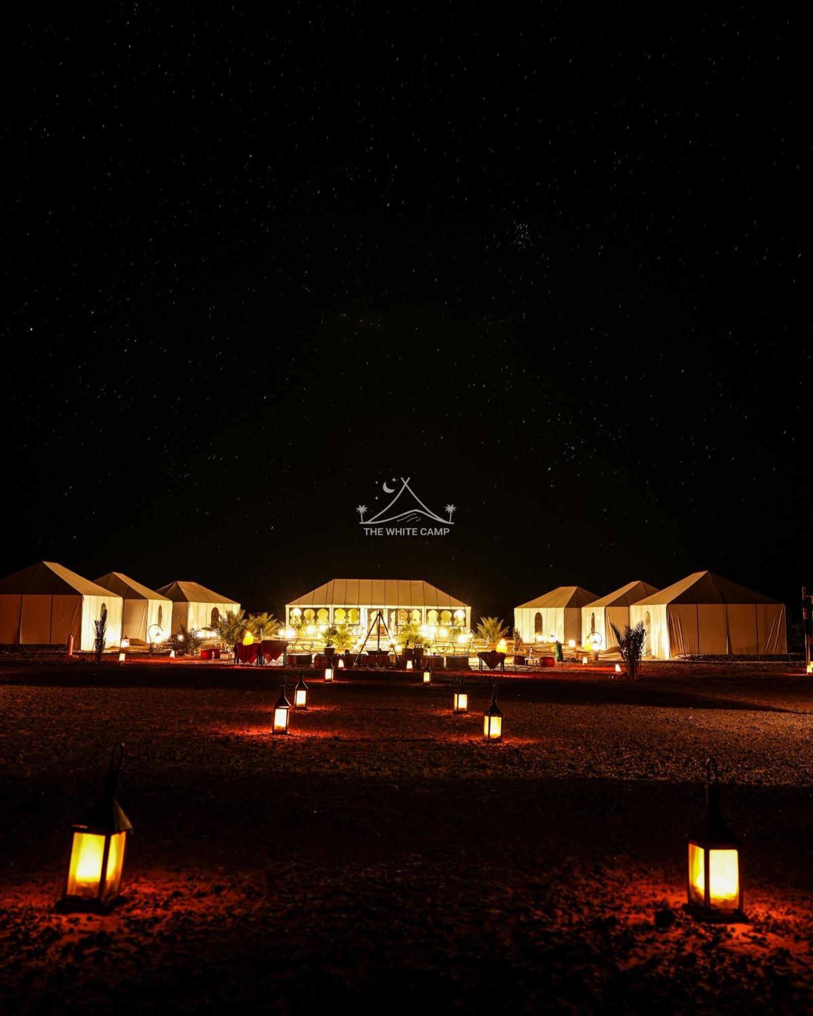 The White Camp - Your Merzouga Luxury Desert Camp & Erg Chebbi Dunes Camel Riding Exteriör bild