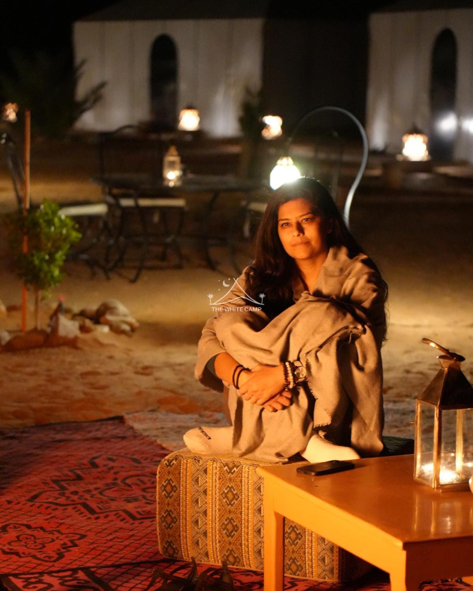 The White Camp - Your Merzouga Luxury Desert Camp & Erg Chebbi Dunes Camel Riding Exteriör bild
